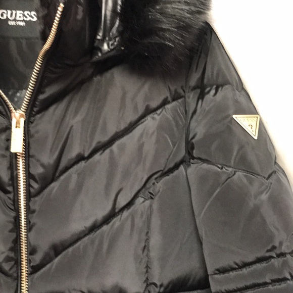 Guess faux fur coat - Picture 3 of 8